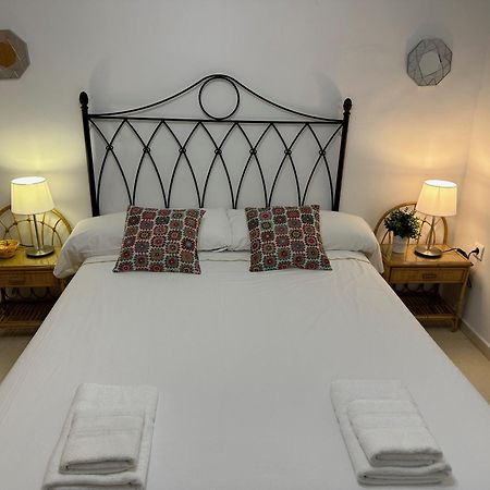 Spacious Family Villa Aljamar 8A Нерха Екстериор снимка