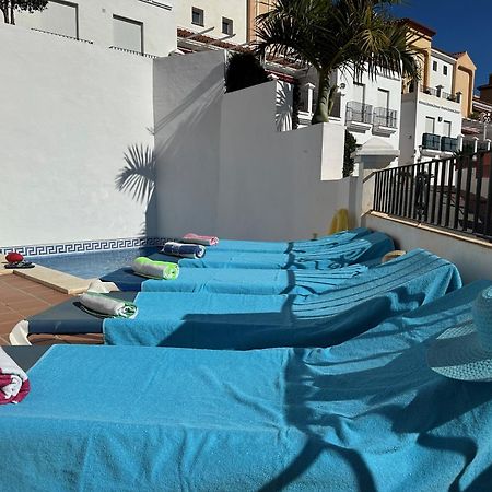 Spacious Family Villa Aljamar 8A Нерха Екстериор снимка