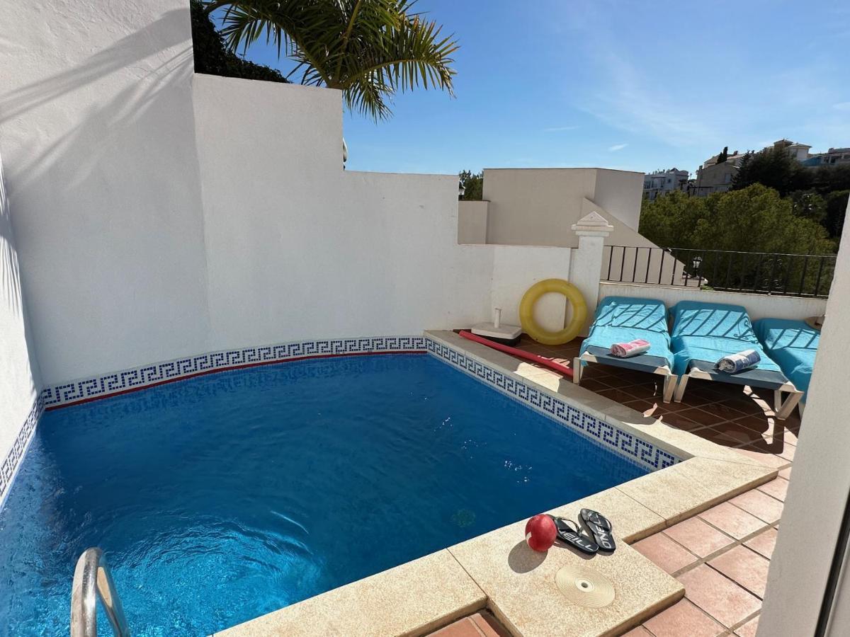 Spacious Family Villa Aljamar 8A Нерха Екстериор снимка