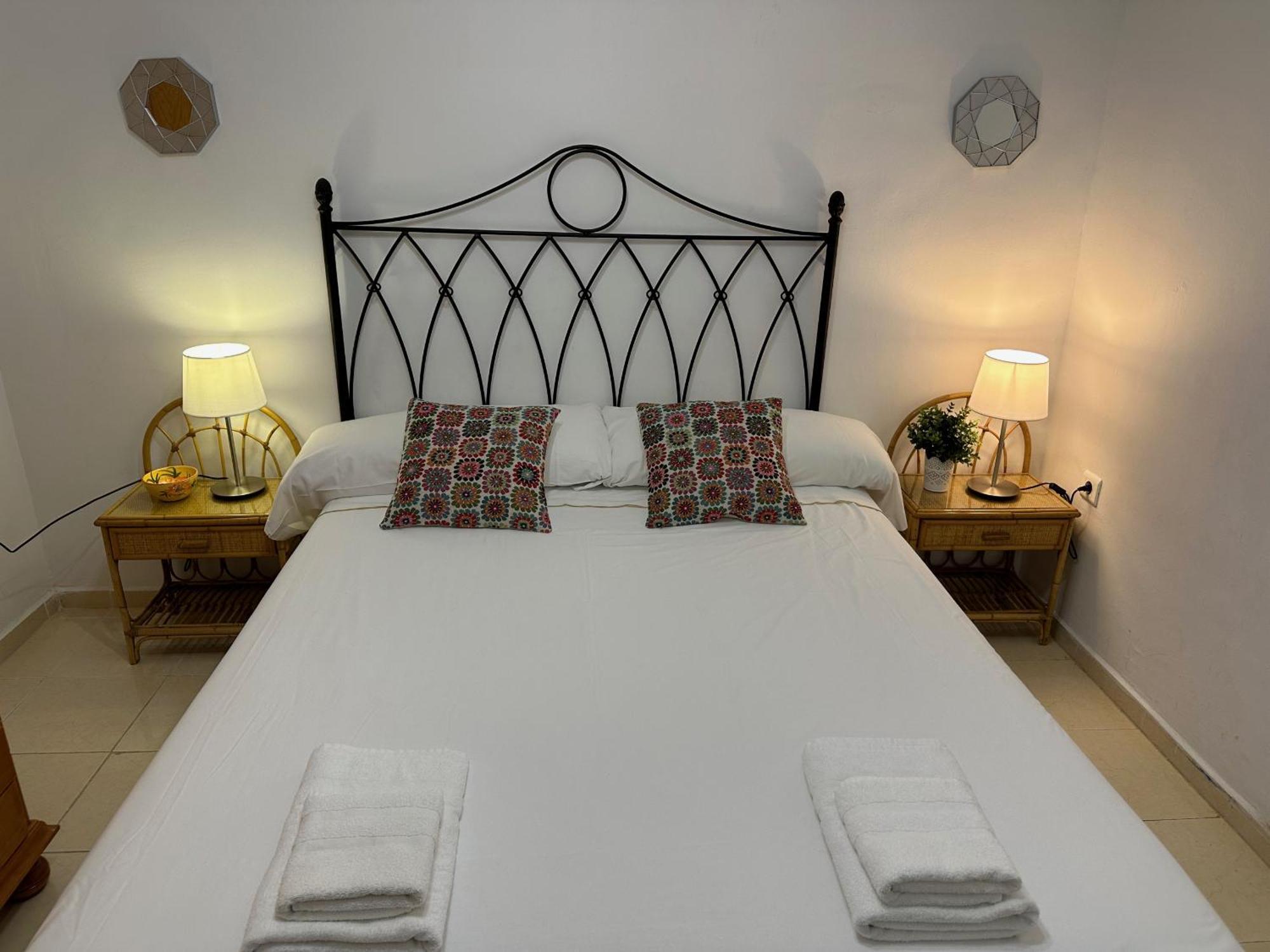 Spacious Family Villa Aljamar 8A Нерха Екстериор снимка