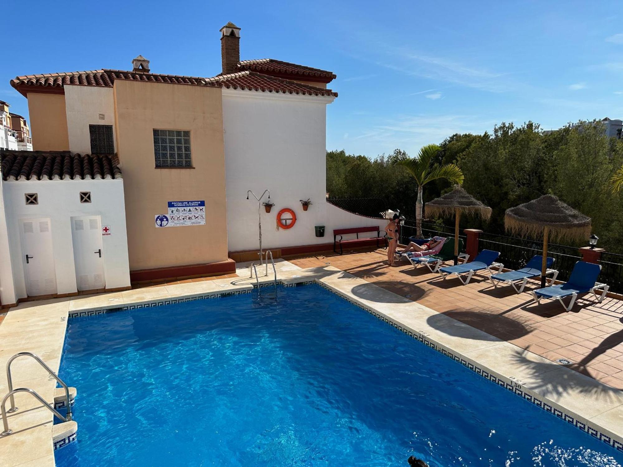 Spacious Family Villa Aljamar 8A Нерха Екстериор снимка