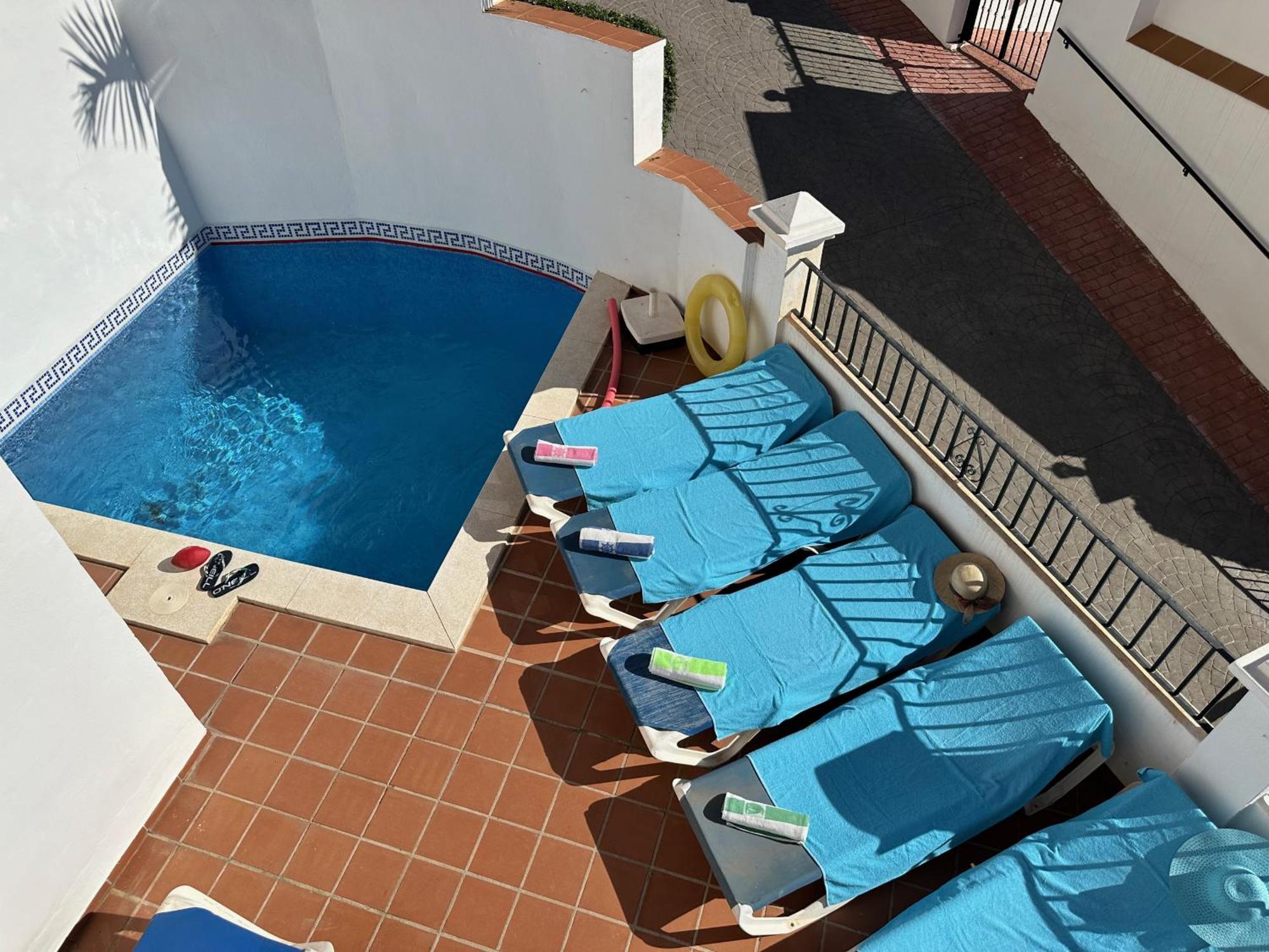 Spacious Family Villa Aljamar 8A Нерха Екстериор снимка
