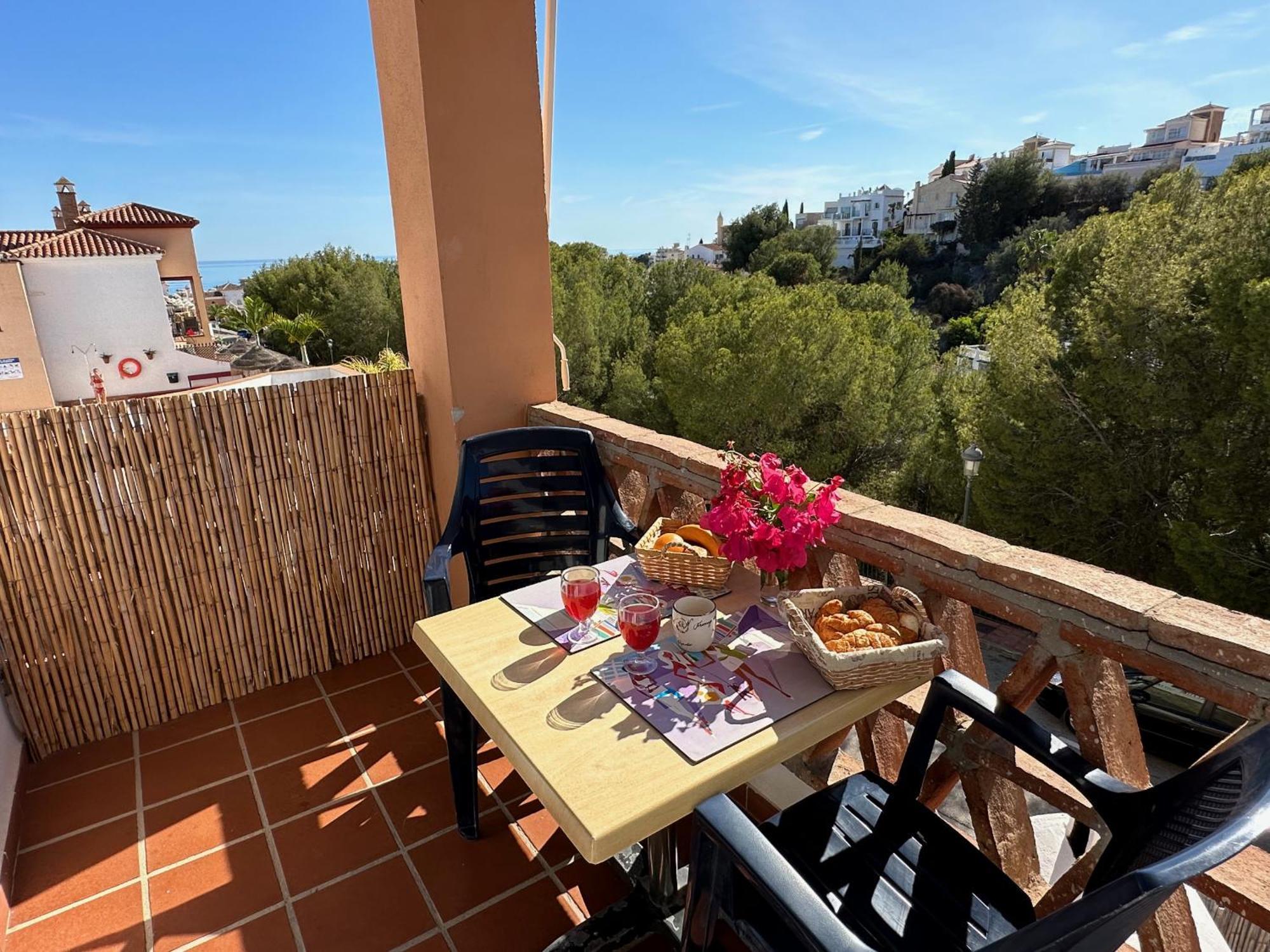 Spacious Family Villa Aljamar 8A Нерха Екстериор снимка