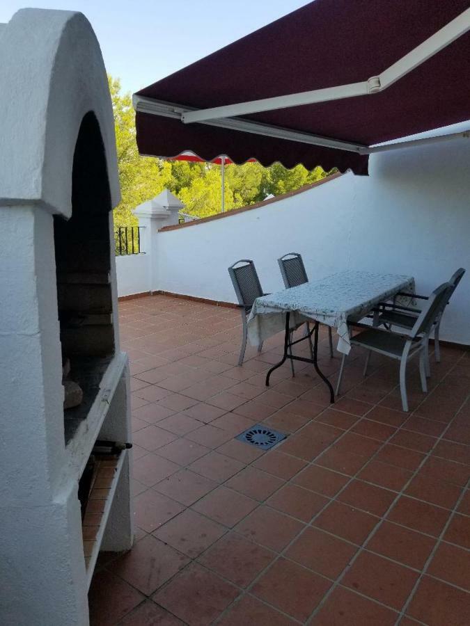 Spacious Family Villa Aljamar 8A Нерха Екстериор снимка